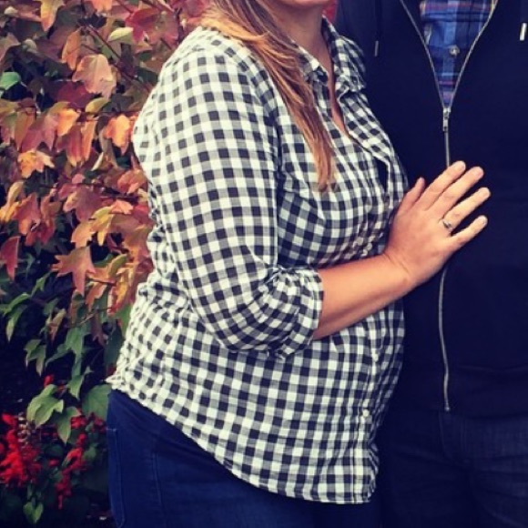 Merona Tops - Merona Olive Gingham Button Down sz XL